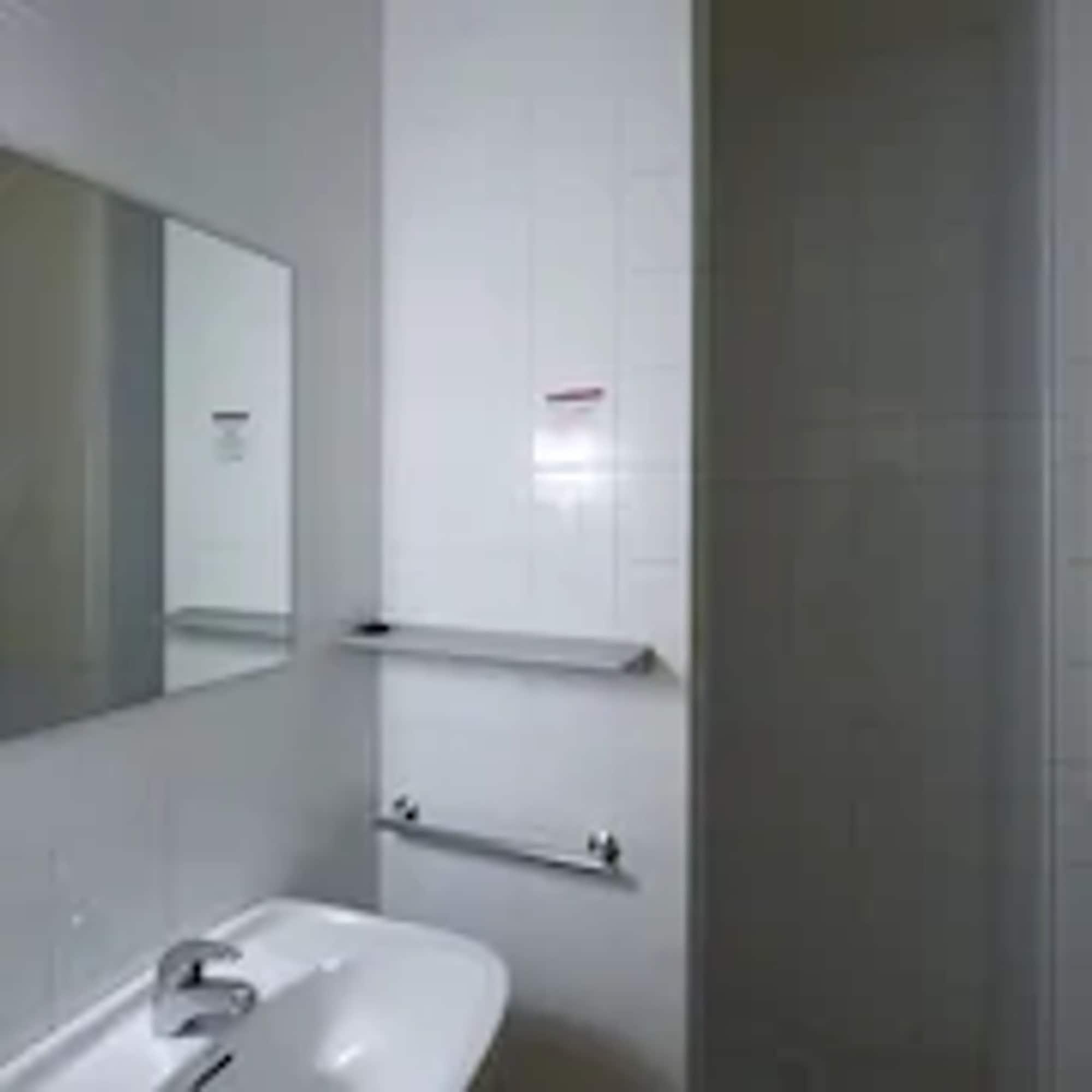Apartamentos Montserrat Abat Marcet Bagian luar foto