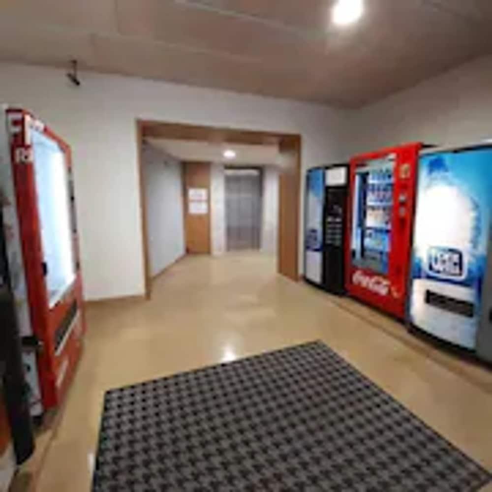 Apartamentos Montserrat Abat Marcet Bagian luar foto